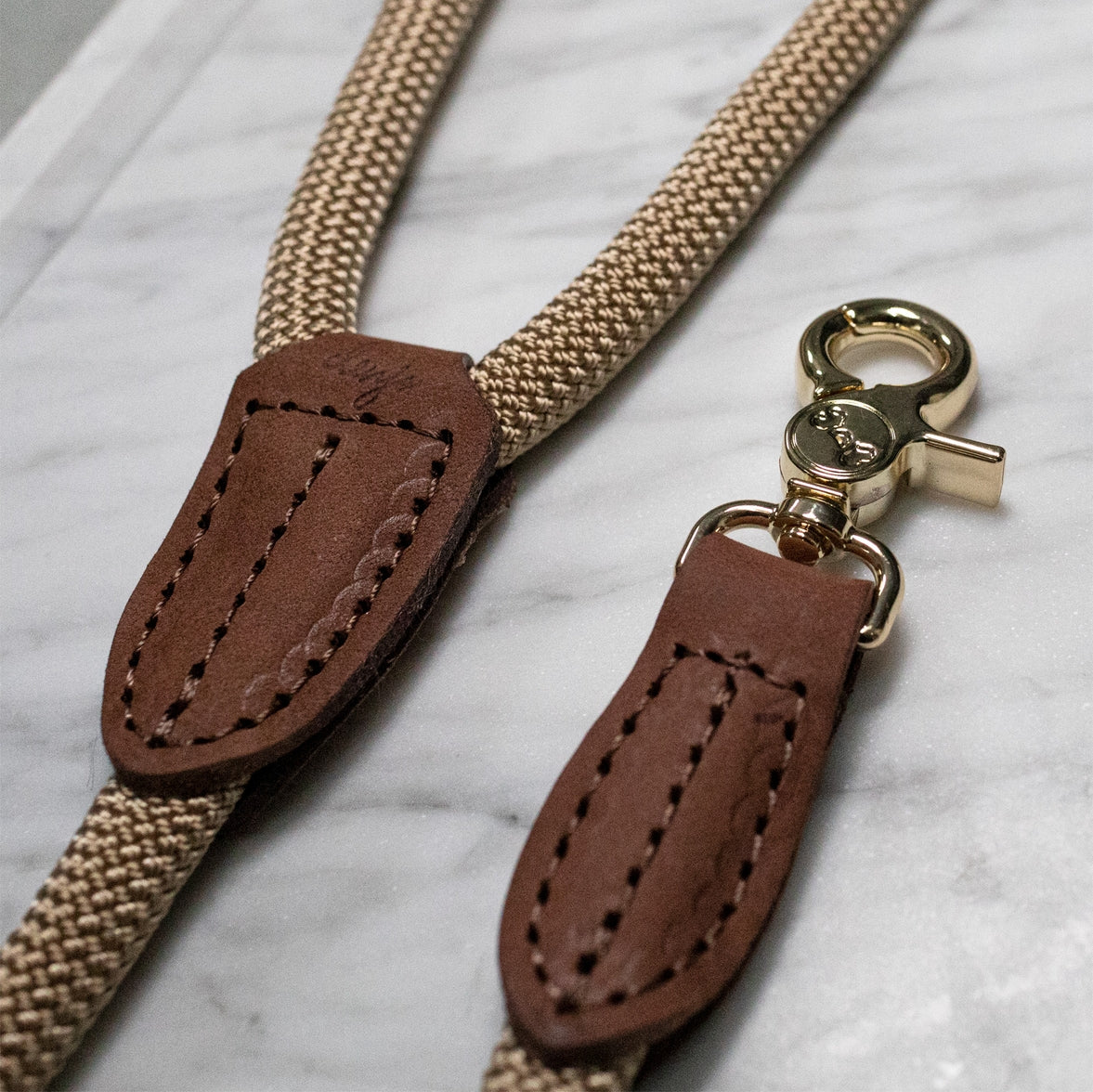 High-quality dog leash with Italian vegetable-tanned leather